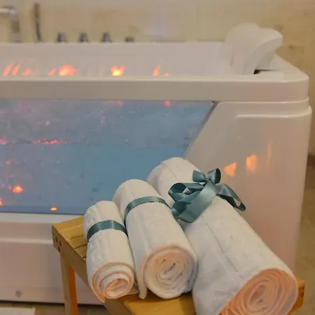 Laurel Con Idromassaggio Lägenhet Fasano