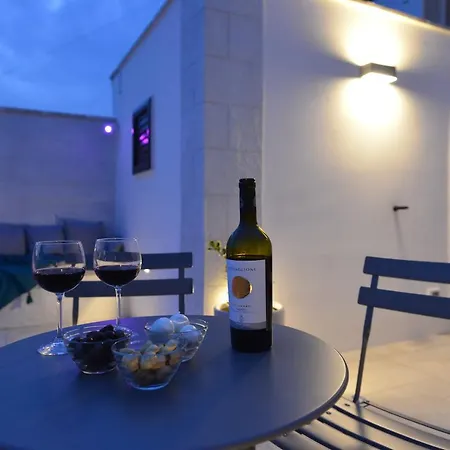 Laurel Con Idromassaggio Lägenhet