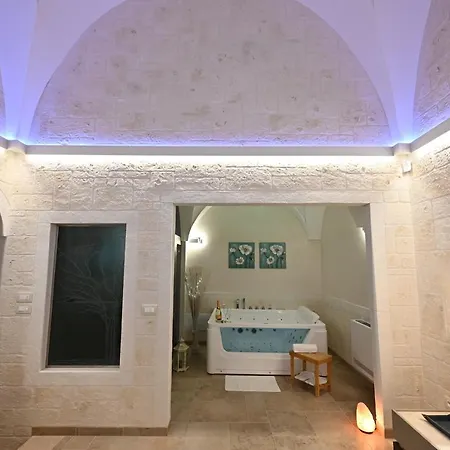 Laurel Con Idromassaggio