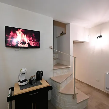 Laurel Con Idromassaggio Apartamento Fasano