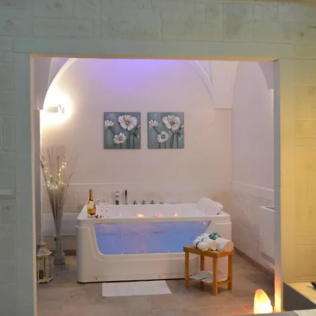 Laurel Con Idromassaggio