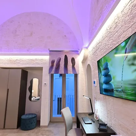 Laurel Con Idromassaggio *