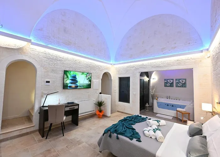 Laurel Con Idromassaggio Fasano