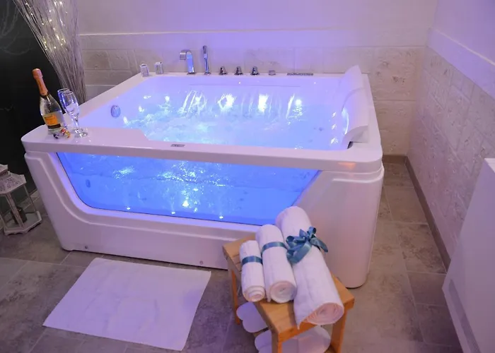 Laurel Con Idromassaggio