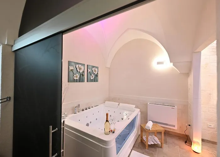 Laurel Con Idromassaggio